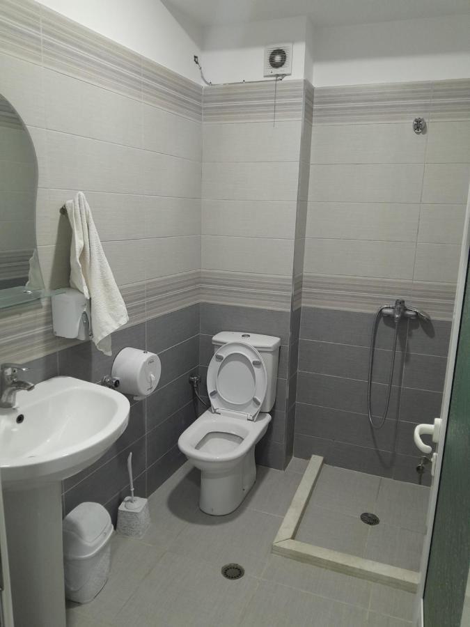 Hotel Yjet 포그라데츠 외부 사진
